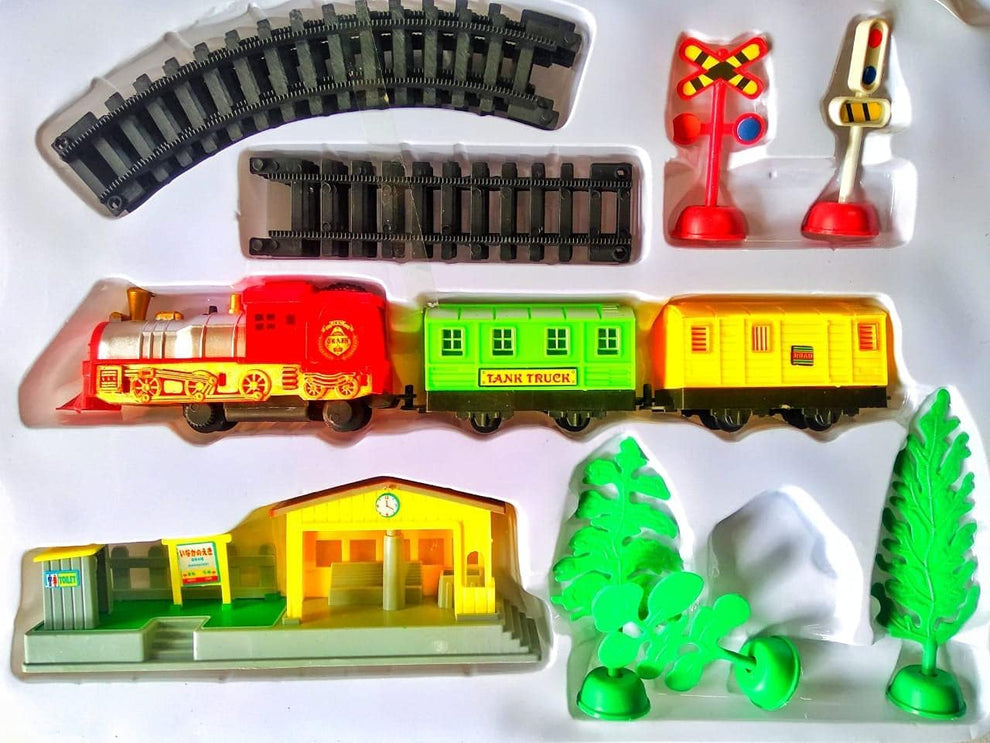 Train Track Play Set With Light and Sound